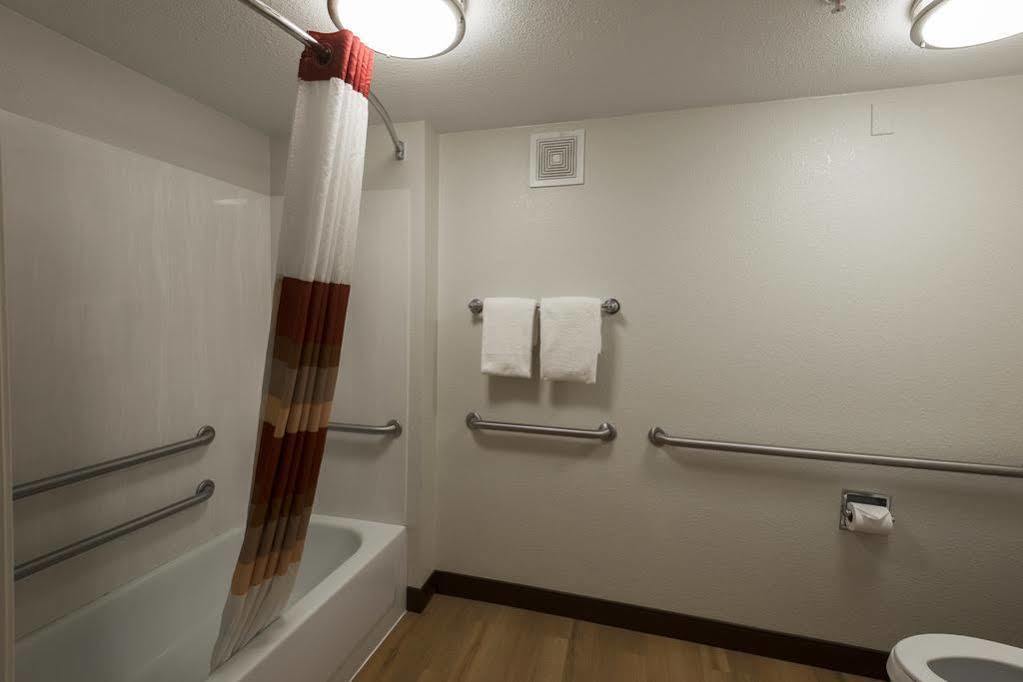 Red Roof Inn Κάντον Εξωτερικό φωτογραφία